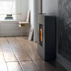 MCZ Pelletofen RAAM Comfort Air (UP!) (7,8 KW) -Lotus Fireplace Shop MCZ Raam amb 02 1280x1280