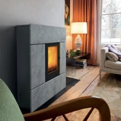 Pelletofen MCZ RAY Comfort Air 8 UP! M1 (7,8 KW) -Lotus Fireplace Shop MCZ Ray amb 02 1280x1280