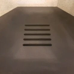 Kaminofen JUSTUS Usedom 5 W+ (5,5 KW) 11 Kaminofen JUSTUS Usedom 5 W+ (5,5 KW) -Lotus Fireplace Shop justus usedomwplus gussboden 1000 1280x1280