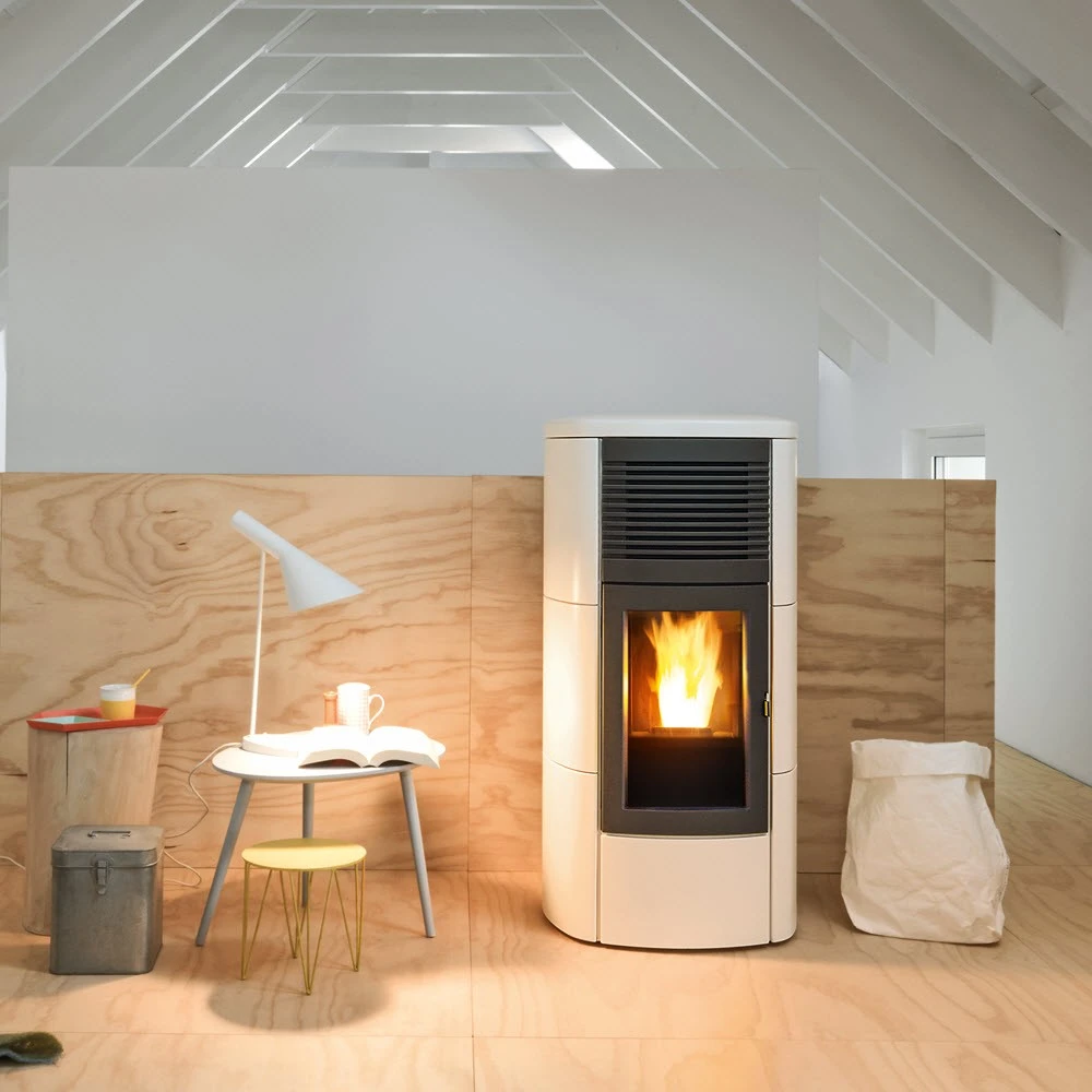 Pelletofen MCZ CLUB Comfort Air 12 M2+ Maestro / Maestro UP!(12 Kw) 2 Pelletofen MCZ CLUB Comfort Air 12 M2+ Maestro / Maestro UP!(12 Kw) – Bild 2